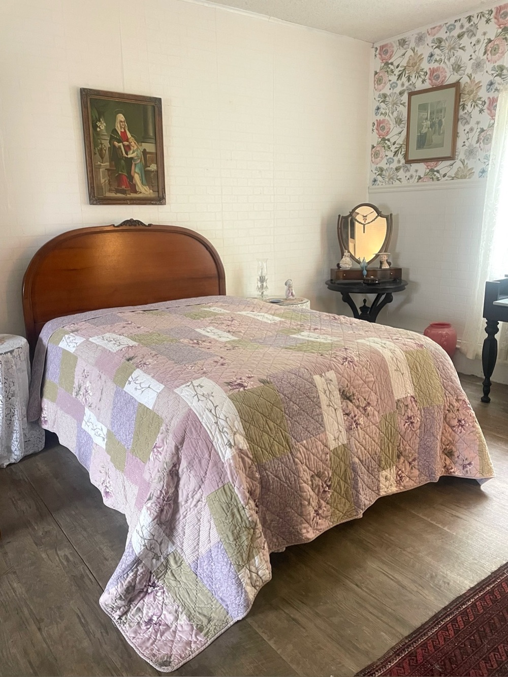 Vintage Liz Claiborne Quilt Patchwork Embroidery Velvet & Cotton Purple 92x104